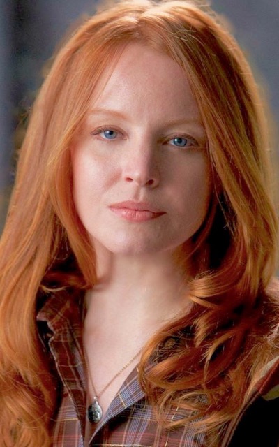 Lauren Ambrose